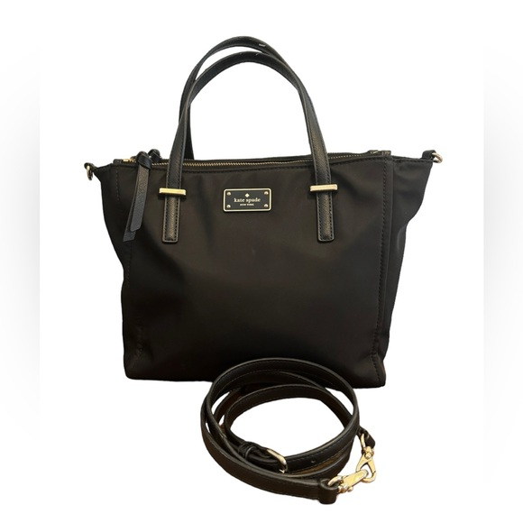 kate spade Handbags - Kate Spade Alyse Wilson Road Crossbody Nylon